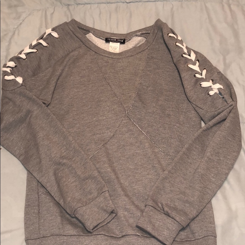 Fashion Nova Grey Sweatshirt